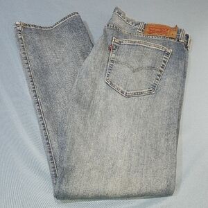 Levi's 501 Button Fly Light Wash Straight Jeans. 40 X 34.